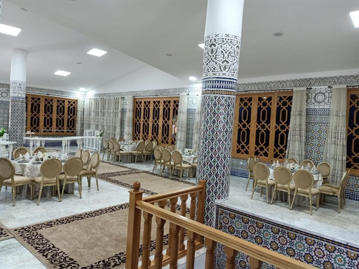 Palais Du Cedre Hotell Ait Bou Tarhat Eksteriør bilde