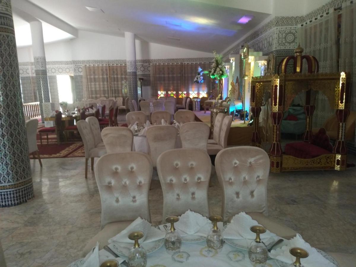 Palais Du Cedre Hotell Ait Bou Tarhat Eksteriør bilde
